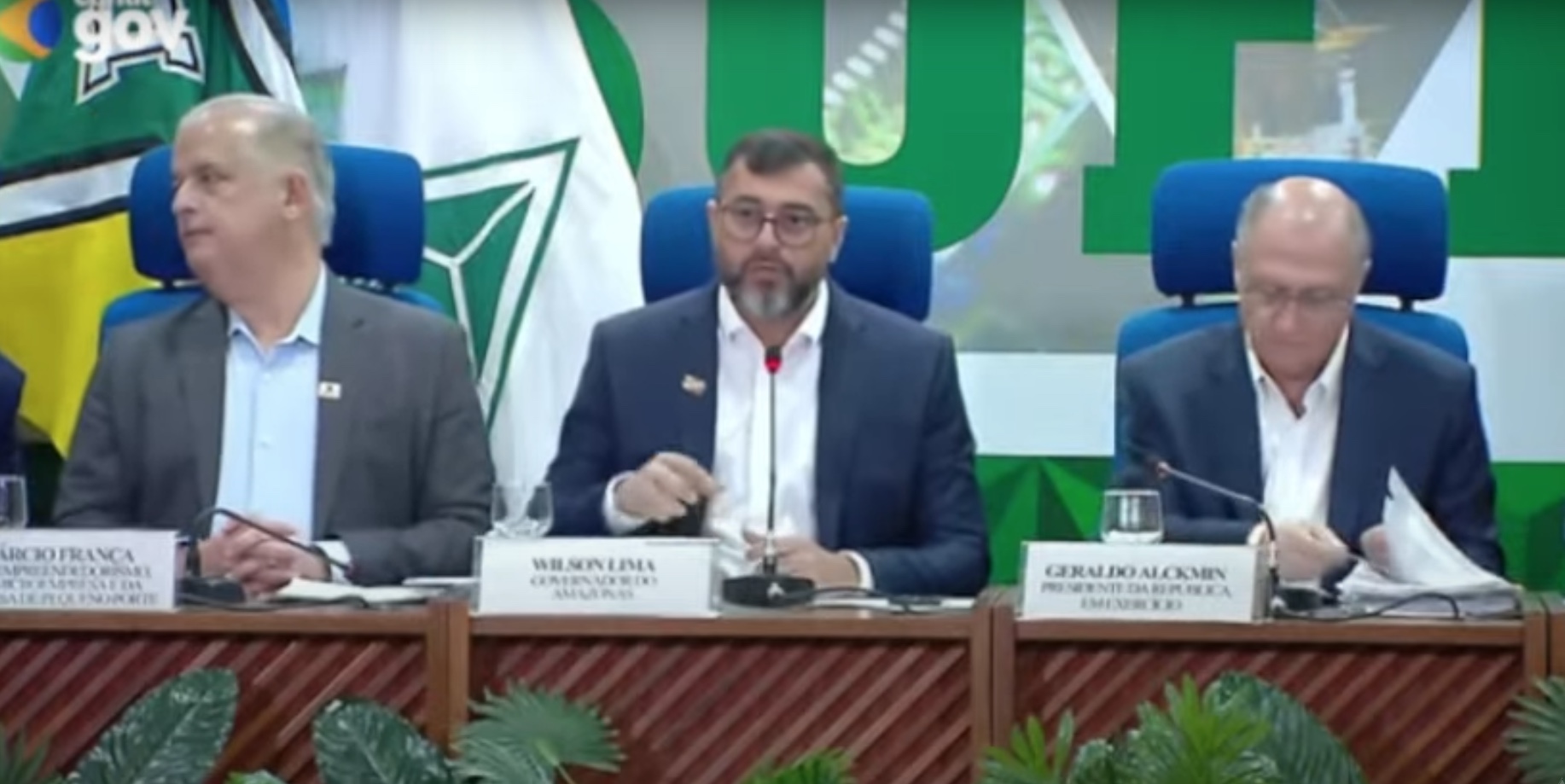 Wilson Lima diz que população tem direito de ir e vir ao defender pavimentação da BR-319