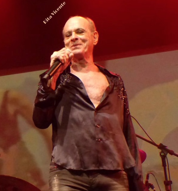 Ney Matogrosso é internado no Instituto do Coração em São Paulo 