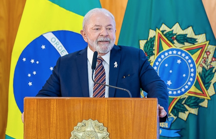 Governo nomeia amigo de Flávio Bolsonaro para o TRF-1