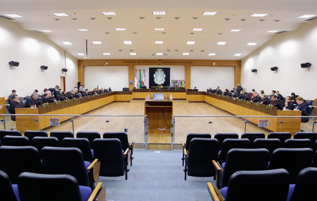 Desembargadores divergem sobre proposta de trabalho remoto para presidência do TJAM
