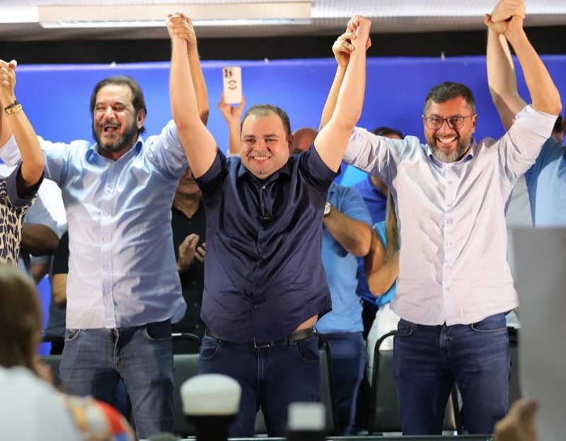 Roberto Cidade lança pré-candidatura à prefeito de Manaus com apoio de Wilson e Rueda