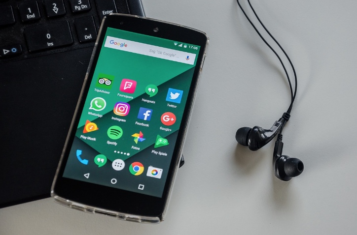 Caiu? Whatsapp, Instagram e Facebook têm instabilidade nesta quarta 