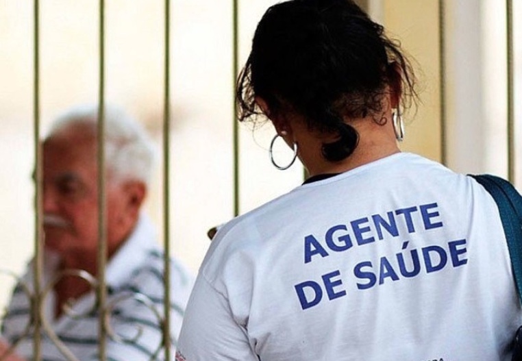 Vereadores aprovam pedido de urgência a reajuste salarial para agentes da saúde