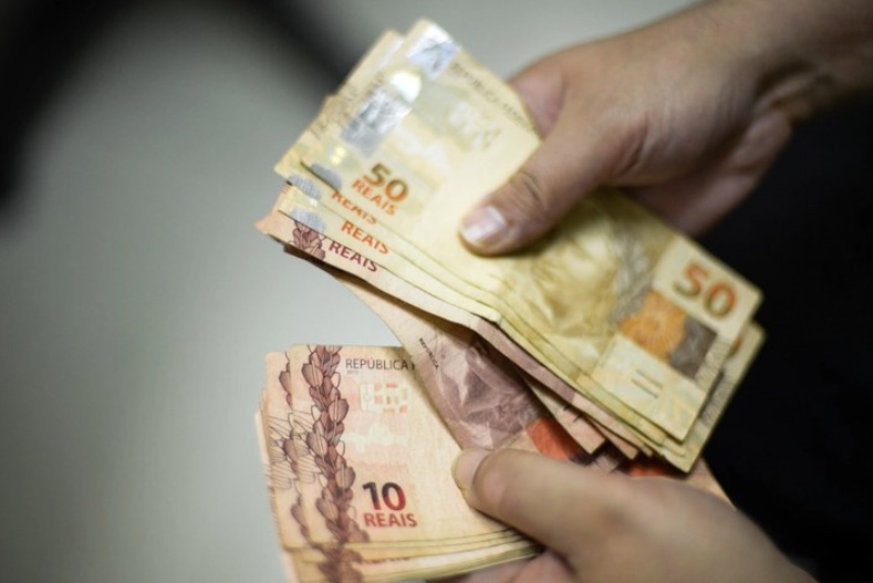 Senado vota Projeto de Lei que isenta IR para quem ganha até dois salários mínimos