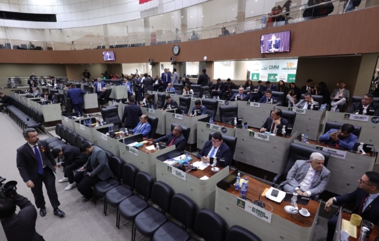 CMM aprova reajuste salarial de 1,79% a servidores da saúde 