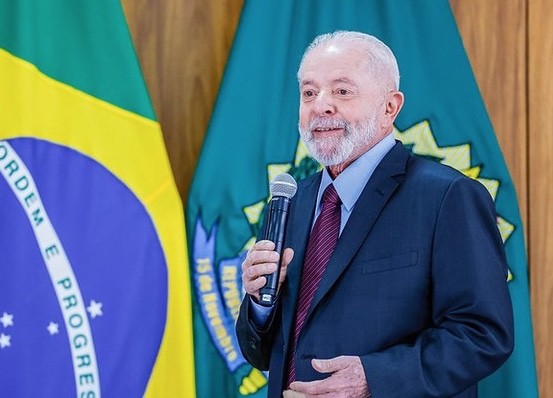 Lula descarta reforma ministerial e diz que aprovação ao governo vai melhorar