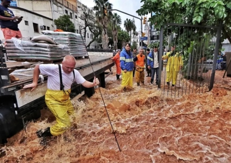 Número de mortos no RS sobe para 151; enchente já afetou 92% do estado