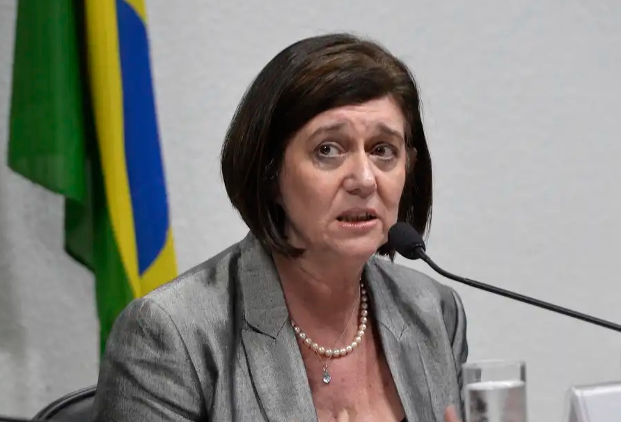 Indicada por Lula, Magda Chambriard é aprovada e assume presidência da Petrobras