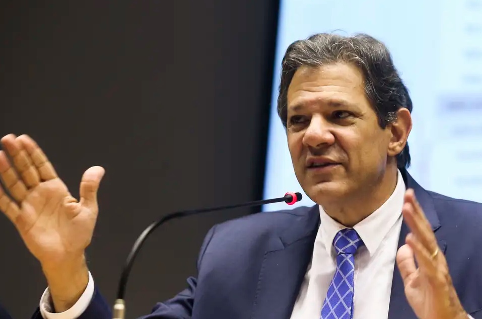 Haddad autoriza Governo do Amazonas a emprestar R$ 1,4 bilhão do Banco do Brasil 