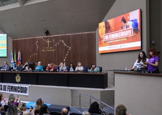 "Mataram por ser mulher", aponta irmã de Julieta Hernández em sessão na Aleam