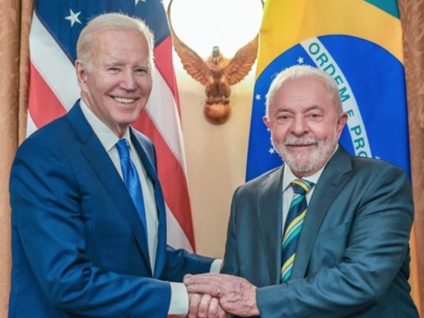 Lula comenta decisão de Biden e mantém apoio a parceria estratégica com os EUA 
