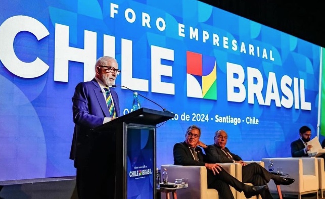 No Chile, Lula critica bilionários que preferem "colonizar Marte a cuidar da Terra"