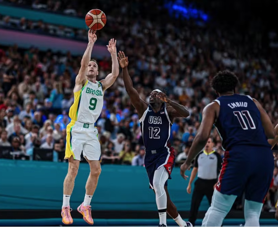 Brasil enfrenta Estados Unidos no basquete e perde por 122 a 87 nas Olimpíadas