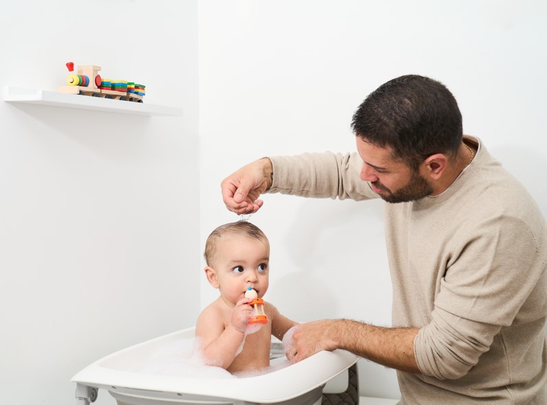Saúde mental paterna: psicóloga orienta pais de primeira viagem