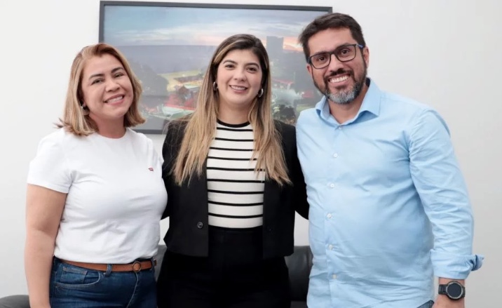 Jack Serafim deixa Secretaria de Comunicação e Camila Silva assume pasta