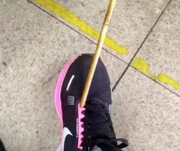 Funcionária de hospital é atingida por flecha ao sair do trabalho