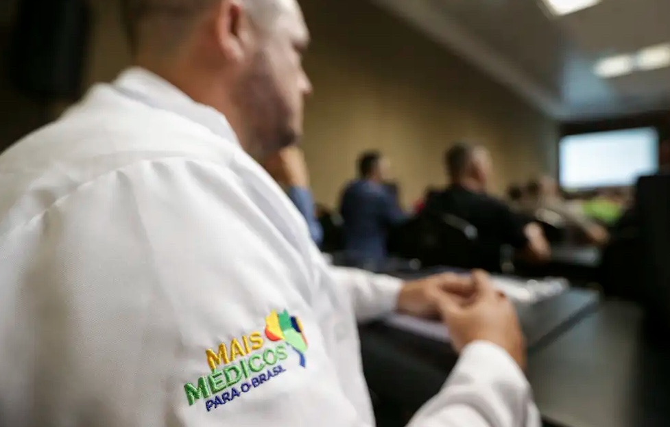 Prefeitura de Manaus prorroga prazo para apresentação dos aprovados do 'Mais Médicos'
