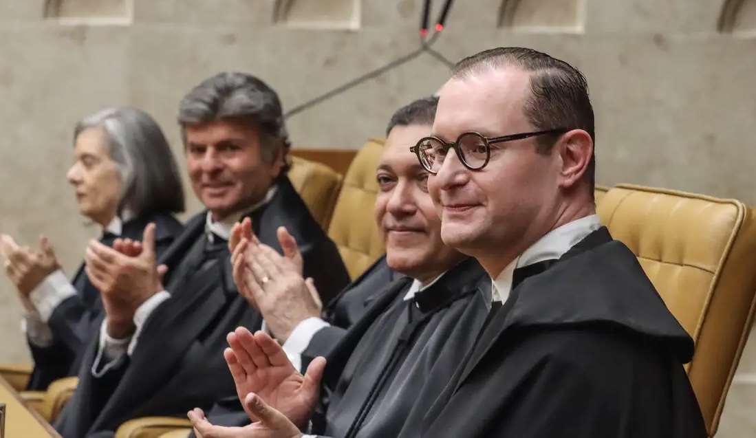 PEC que limita decisões de ministros do STF recebe parecer favorável do relator