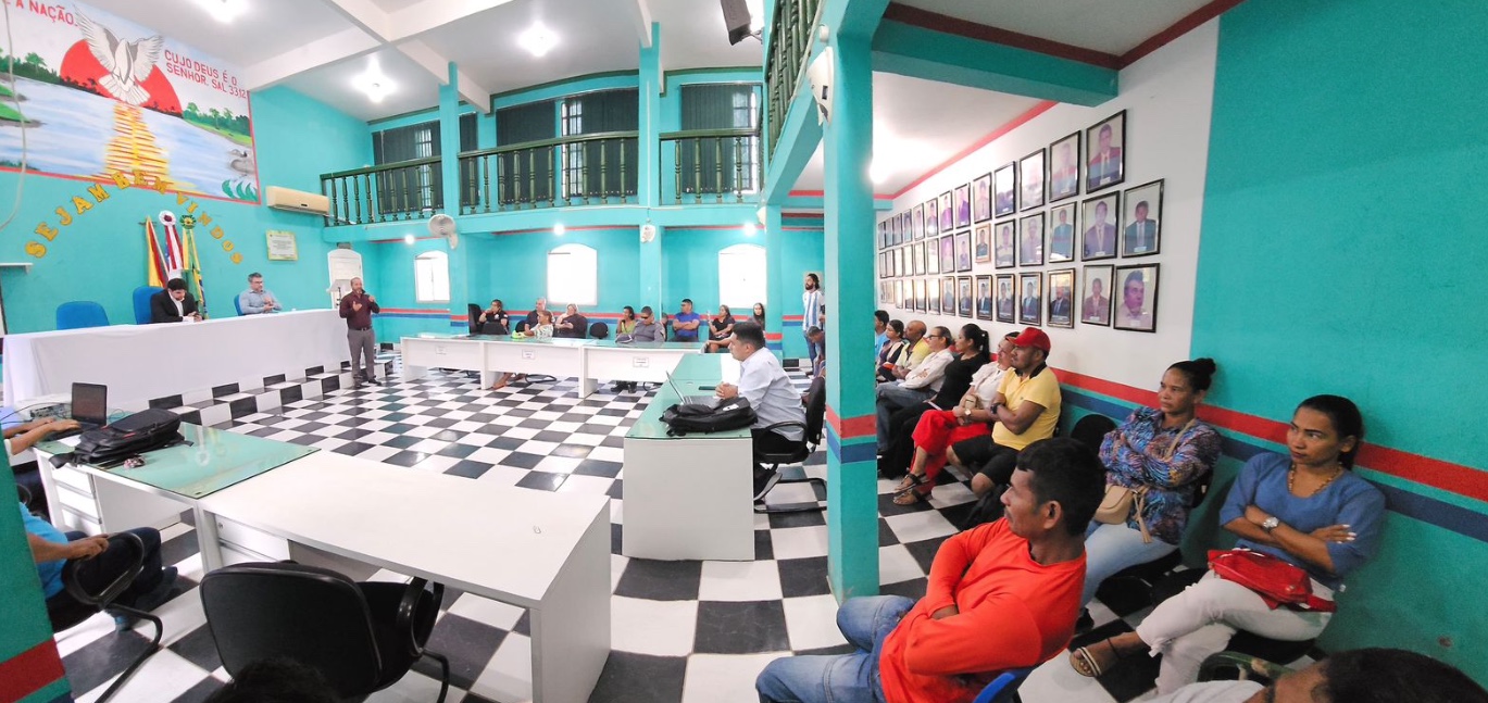 MPE se reúne com partidos para discutir eleições municipais em Alvarães e Uarini