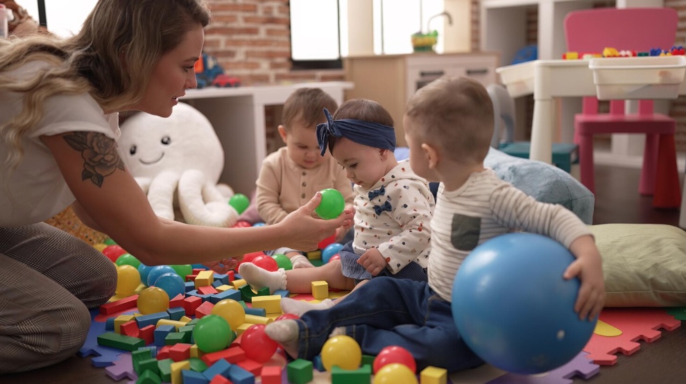 Brasil tem 632 mil crianças na fila por creche, mostra levantamento