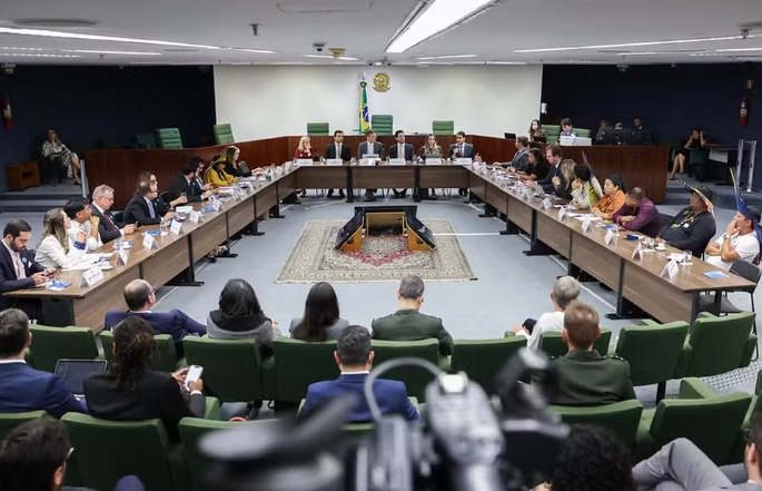 Lideranças indígenas abandonam mesa de conciliação do STF sobre marco temporal