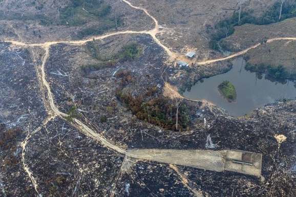 Focos de calor na Amazônia tiveram aumento de 120%, alerta Inpe  