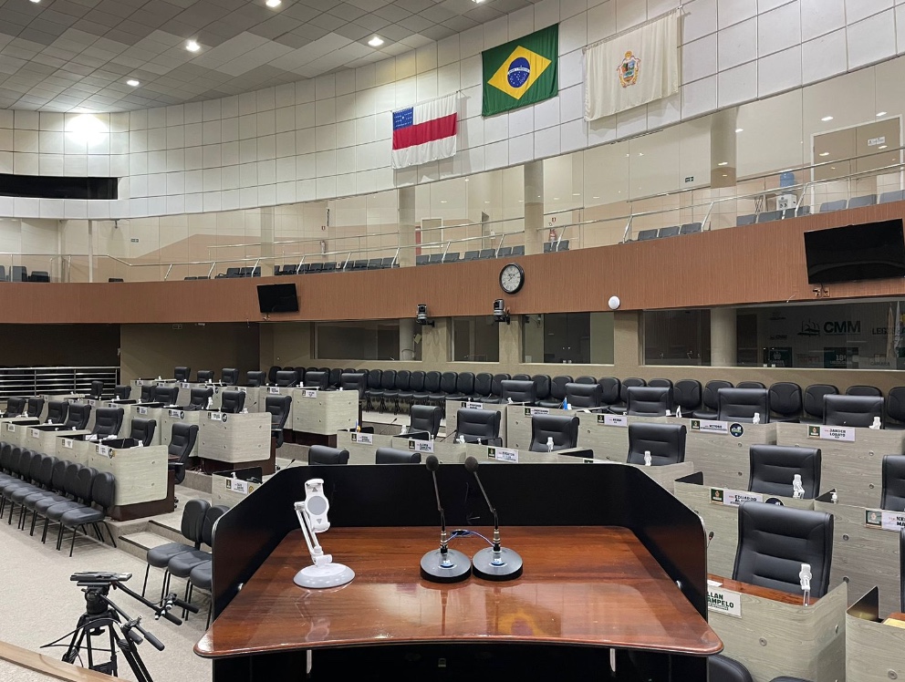 CMM apresenta justificativas e pede que TCE reconsidere suspensão de concurso em Manaus