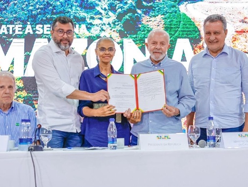 Lula critica governo Bolsonaro e relembra crise de oxigênio durante visita ao AM