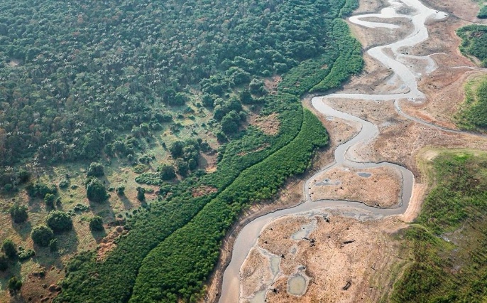 Após visita ao Amazonas, Lula anuncia criação de autoridade climática para conter crise ambiental