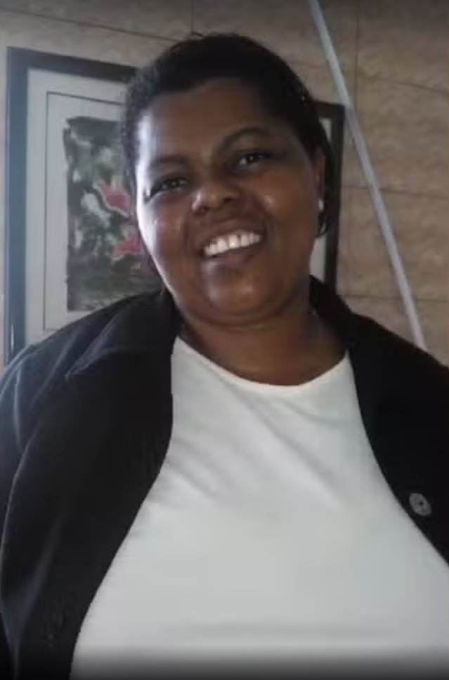 Mulher de 44 anos morre eletrocutada ao tirar roupas de máquina de lavar