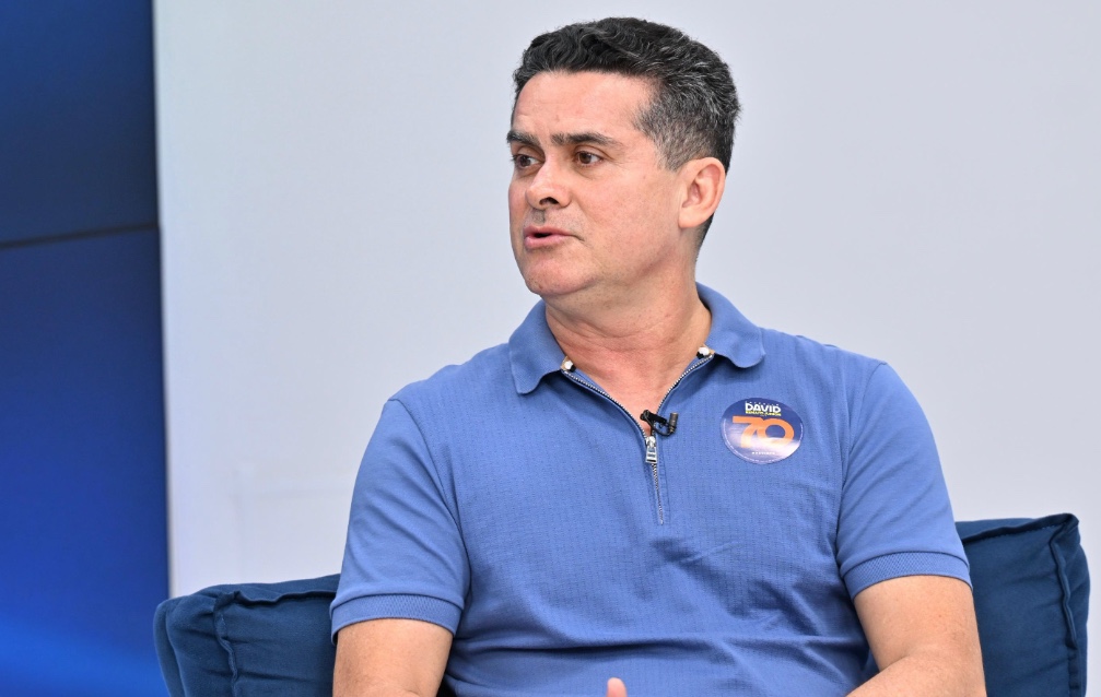 David Almeida concede entrevista ao Portal do Holanda nesta terça