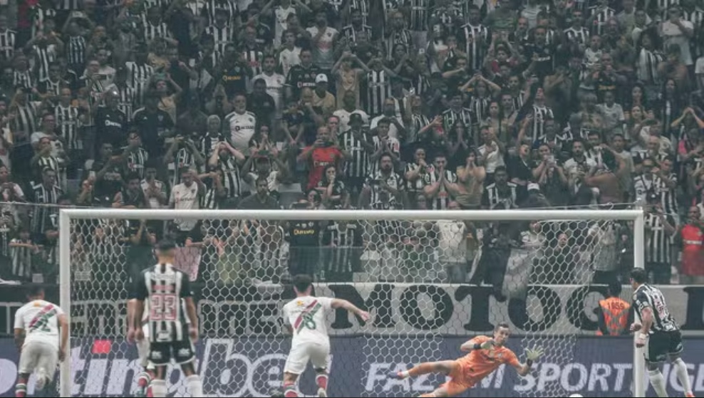 Atlético vence o Fluminense por 2 a 0 e segue à semifinal da Copa Libertadores