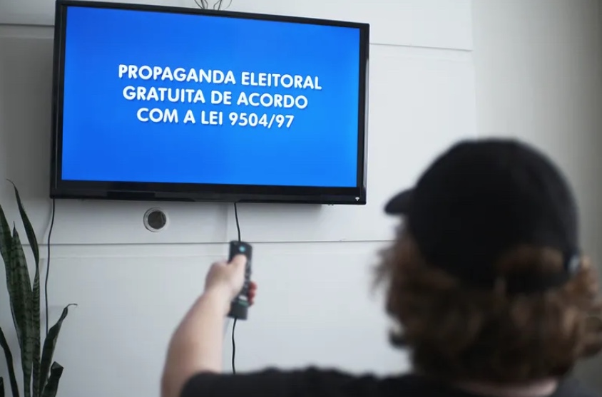 Saiba até quando vai ao ar a propaganda eleitoral no rádio e na TV