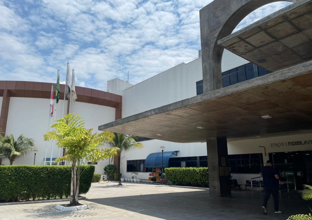 Mais de 4.700 candidatos têm isenção aprovada no concurso da Câmara de Manaus