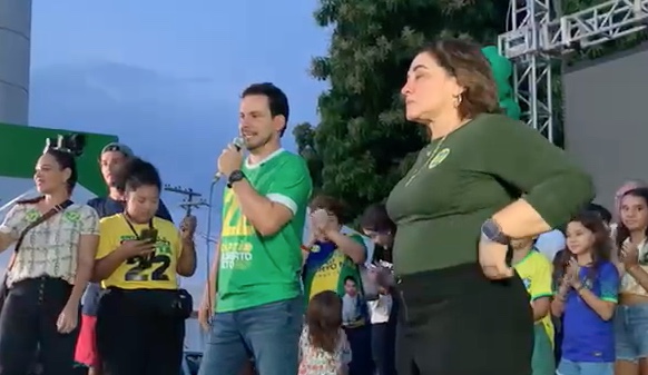 Alberto Neto comemora ida ao 2º turno da disputa pela Prefeitura de Manaus: 'Não vamos parar'