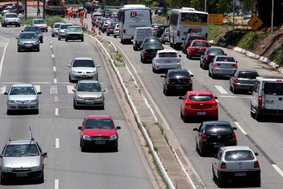 PEC que isenta IPVA de veículos com mais de 20 anos avança no Congresso