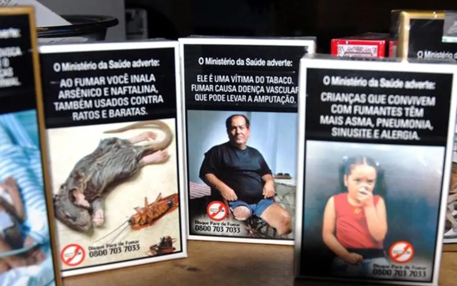 Novas embalagens de cigarro buscarão 'atualizar desconforto', diz diretor da Anvisa