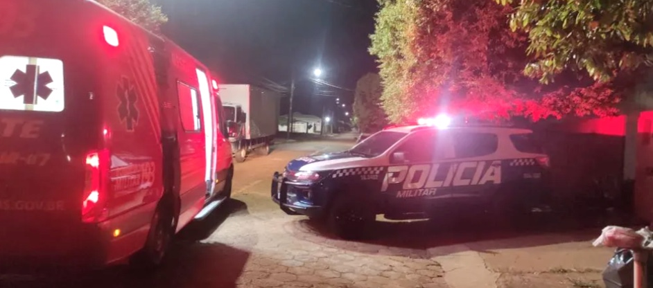 Empresário é preso de cueca em cima de telhado após agredir esposa por ciúmes