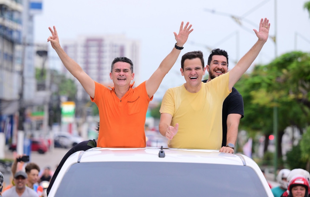 David Almeida anuncia novo secretariado para 2º mandato a partir desta terça