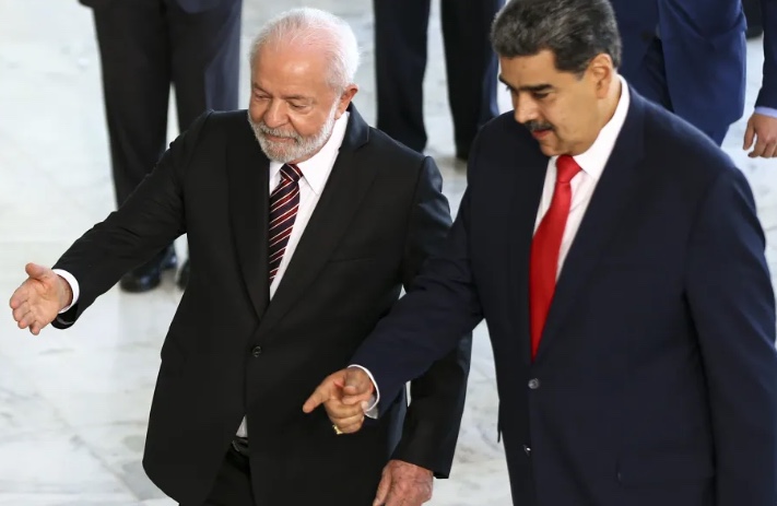 'Problema da Venezuela, não do Brasil', diz Lula sobre Maduro 