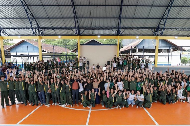 Governo do Amazonas entrega Escola Estadual Marcantonio Vilaça revitalizada na zona norte
