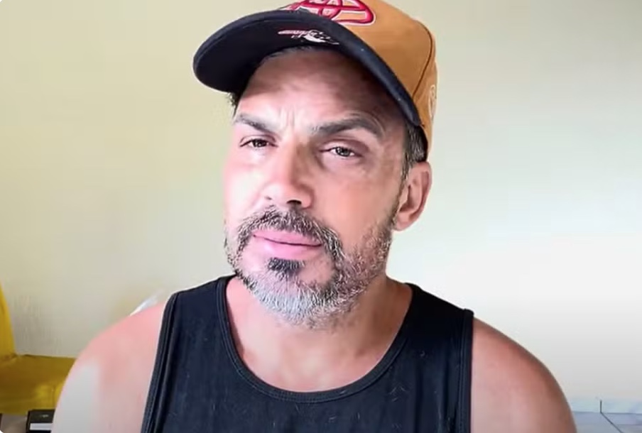 Pastor 'ex-travesti' é denunciado por tortura após jovem trans tirar a própria vida