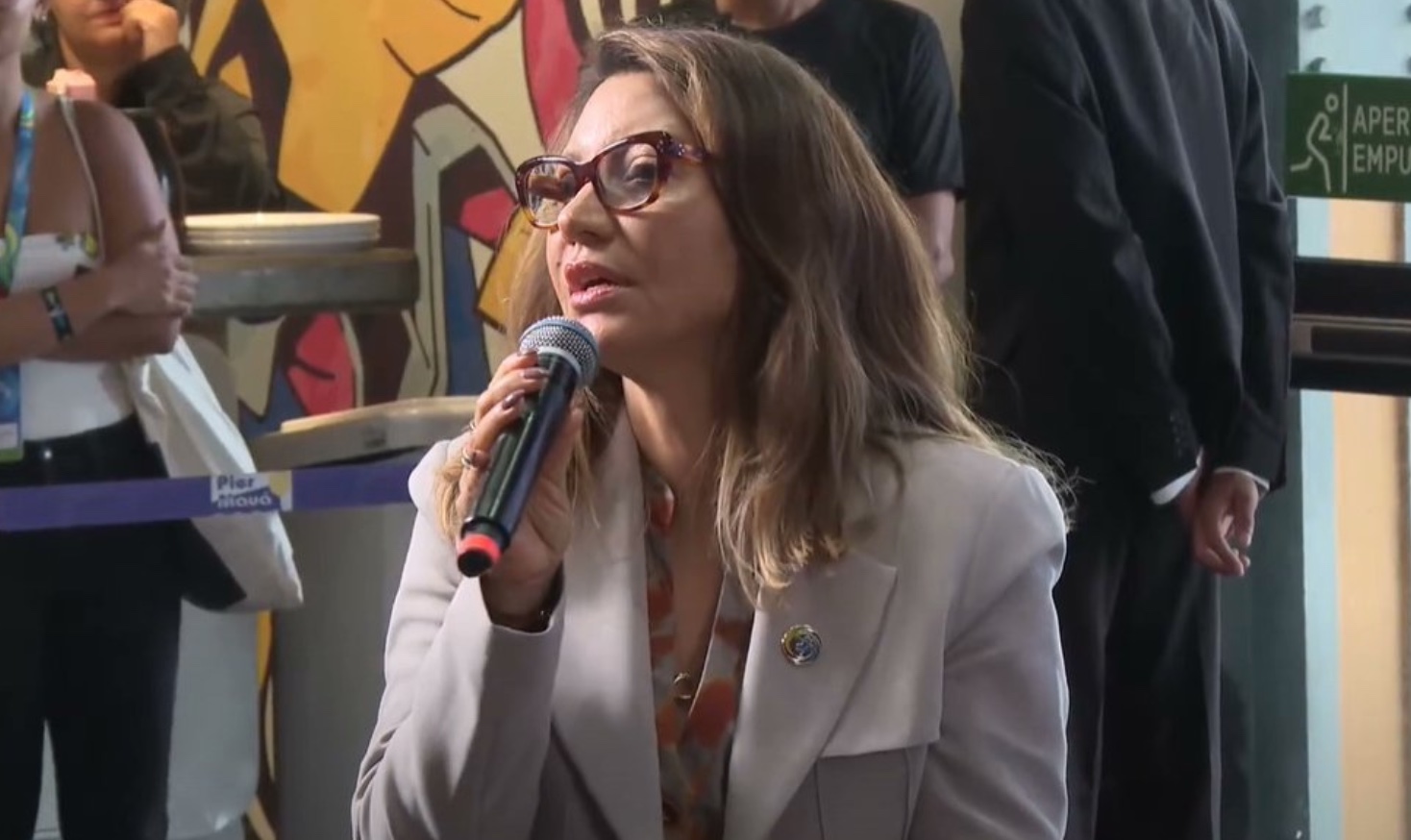 Membros do STF e da PF consideram 'desnecessária' fala de Janja sobre explosões em Brasília