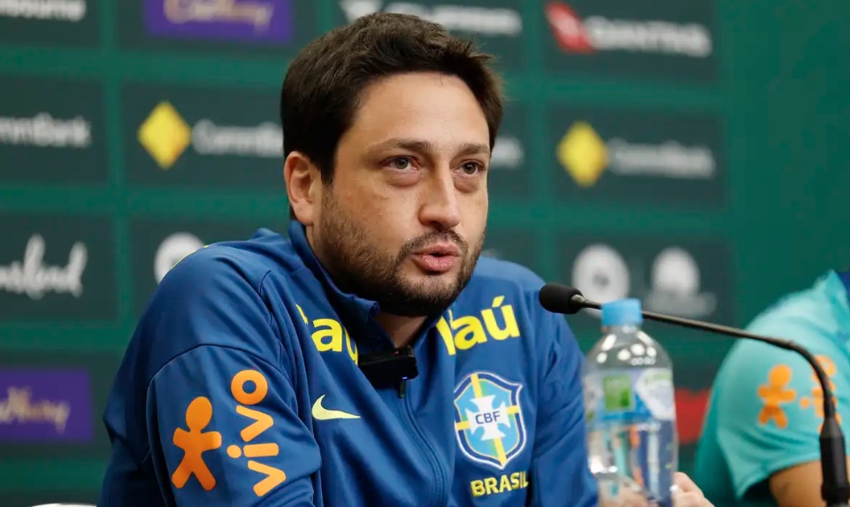 Arthur Elias projeta grande atuação do Brasil contra a Austrália