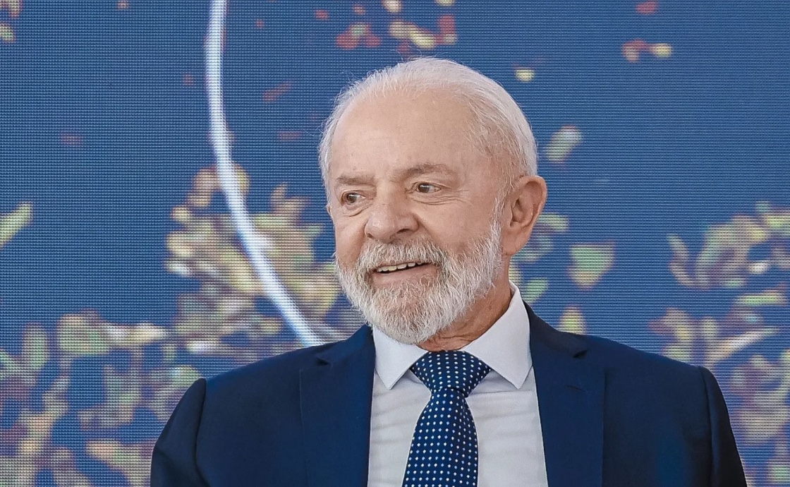 Padilha diz que Lula assina decretos e sanciona leis da UTI: 'Em exercício permanente'