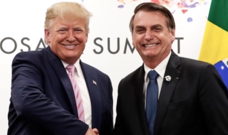 Aliados de Bolsonaro tentam convite assinado por Trump para convencer Moraes