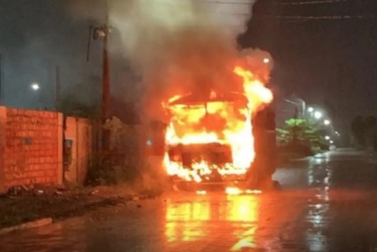 Cinco mortes e ataques marcam 3ª noite de violência em Rondônia