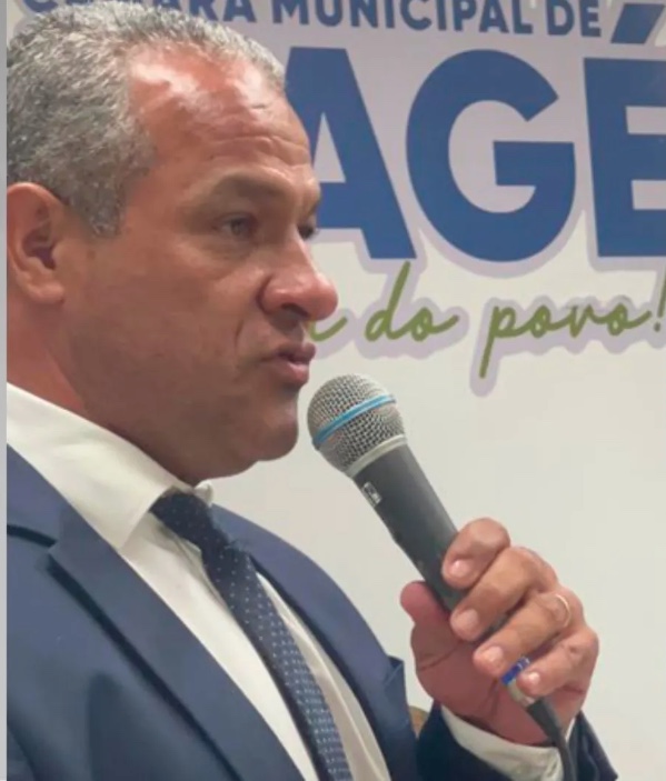 Vereador morre a tiros na porta de casa