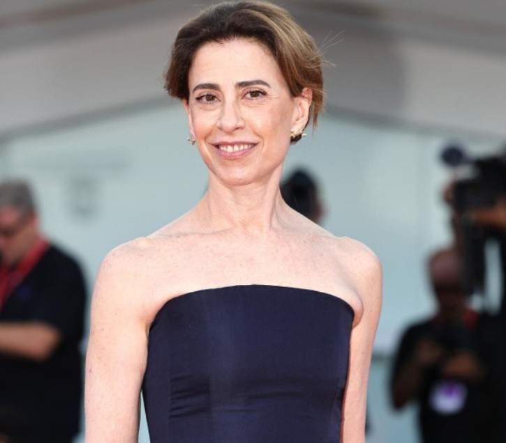 Fernanda Torres desbanca Angelina Jolie e ganha prêmio Satellite Awards de melhor atriz 