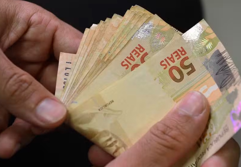 TJAM aumenta indenização de pensionista por cobranças indevidas para R$ 10 mil